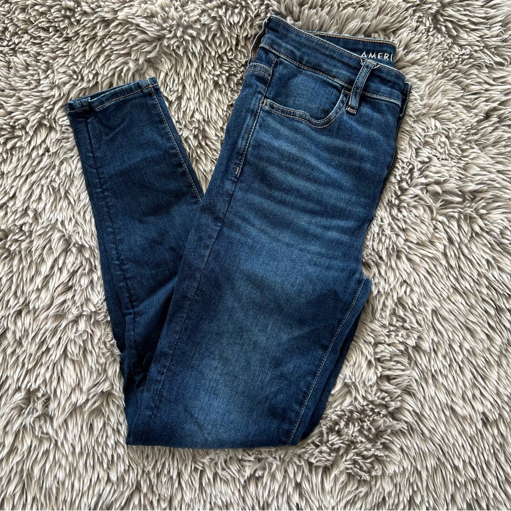 American Eagle Women’s Size 2 Dark-wash Jeans